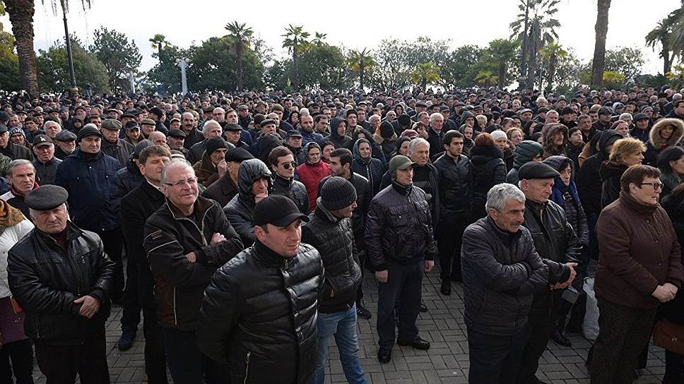 Как кризис в Абхазии разрядили меморандумом