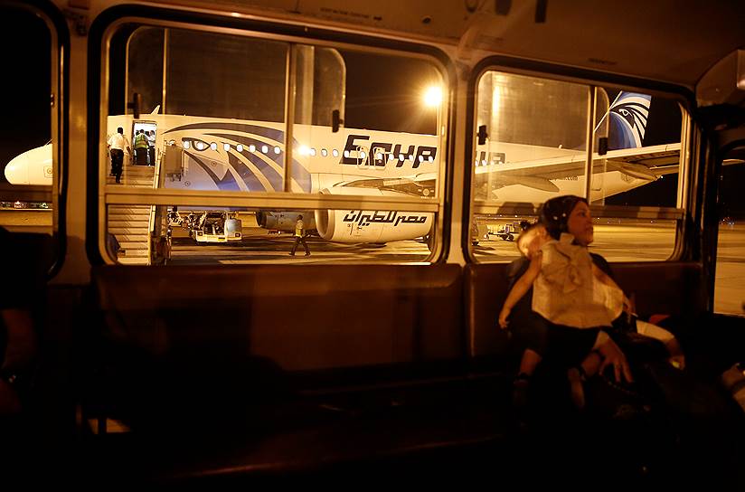 19 мая. Катастрофа пассажирского лайнера EgyptAir в Средиземном море. 56 пассажиров и 10 членов экипажа погибли