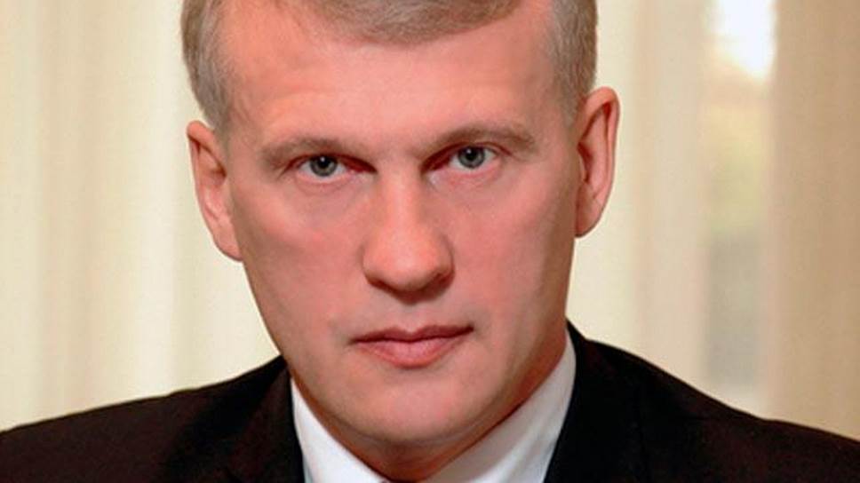 Как был уволен руководитель администрации главы Хакасии Владимир Бызов