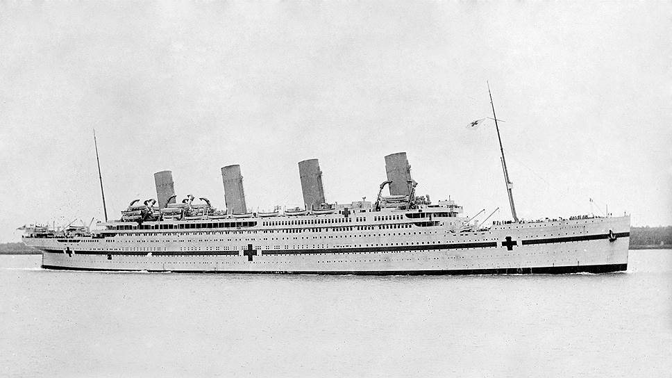 21 ноября 1916 года «Британник» — пароход-близнец «Титаника», во время войны использовавшийся в качестве военного госпиталя и транспортного судна, был торпедирован немецкой субмариной и затонул в течение 55 минут недалеко от греческого берега Средиземного моря. По тоннажу он даже превосходил своего предшественника — его водоизмещение составляло 48,2 тыс. тонн. 1036 человек из 1065 пассажиров были спасены