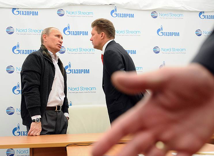 Председатель правительства России Владимир Путин и председатель правления компании «Газпром» Алексей Миллер, 2011 год 