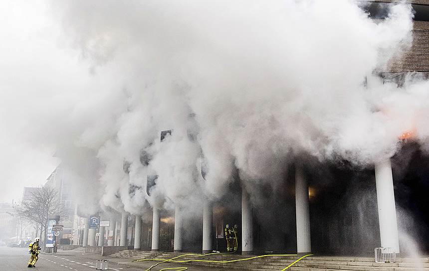 Ганновер, Германия. Пожар на многоуровневой парковке 