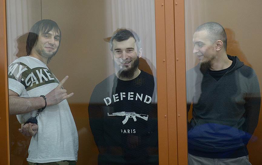 Слева направо: Мохмад Межидов, Эльман Ашаев, Аслан Байсултанов