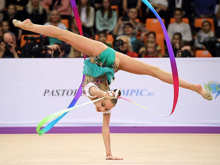 Российская гимнастка Арина Аверина