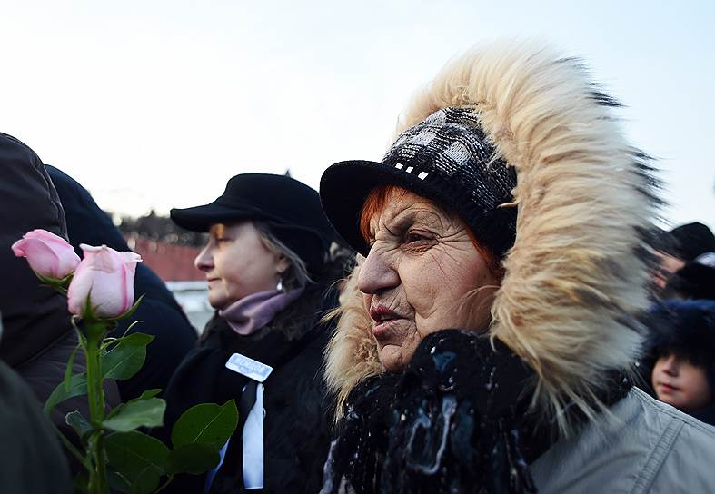 Акция памяти на месте гибели Бориса Немцова на Большом Москворецком мосту
