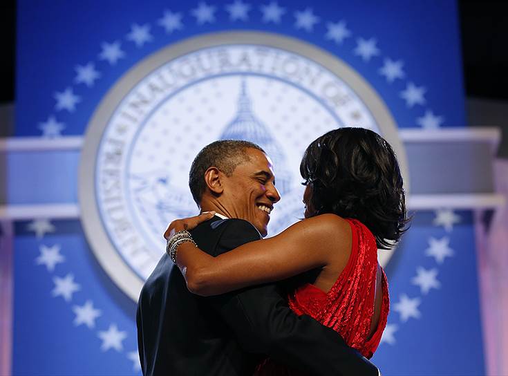 Бывший президент США Барак Обама и его жена Мишель