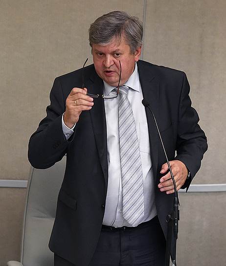 Руководитель Федеральной службы государственной статистики Александр Суринов 