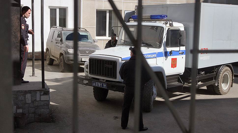 ЕСПЧ намерен скорректировать правила перевозки осужденных и подследственных в России