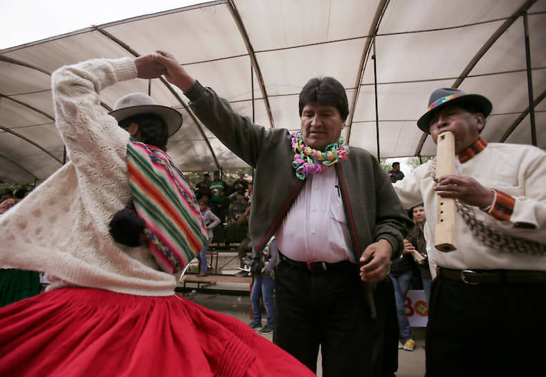 Бывший президент Боливии Эво Моралес на празднике урожая 