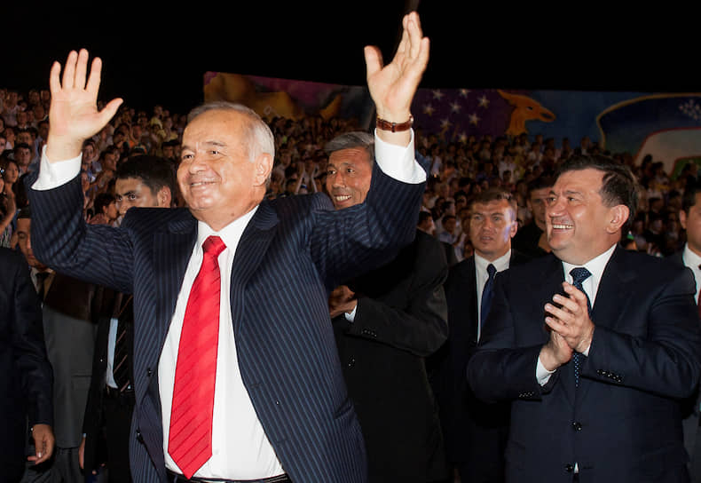 Экс-президент Узбекистана Ислам Каримов танцует на Дне не­за­ви­си­мос­ти страны