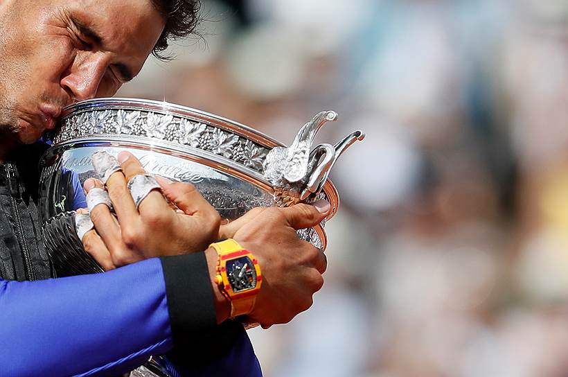 Десятикратный победитель Roland Garros Рафаэль Надаль