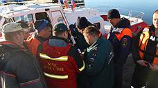 В Ладожском озере перевернулась лодка с пятью подростками