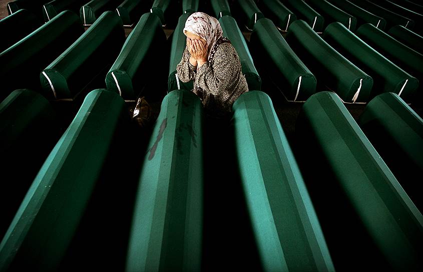 В январе 2009 года Европейский парламент провозгласил 11 июля Днем памяти геноцида в Сребренице