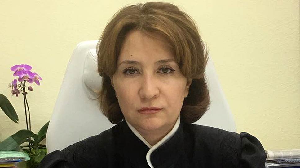 Краснодарская судья Елена Хахалева рассказала о скандальной свадьбе и тбилисском дипломе