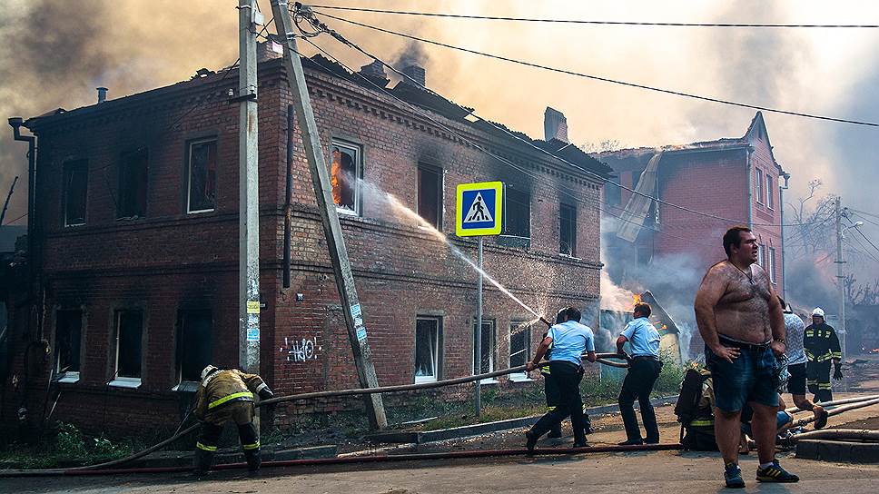 Из-за сильного пожара в центре Ростова-на-Дону был введен режим ЧС