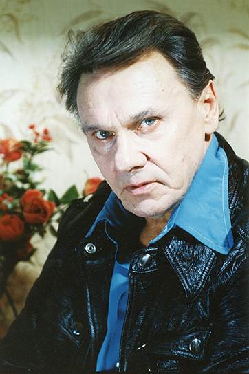 6 марта 1994 года народный артист РСФСР Георгий Юматов застрелил из ружья дворника и был обвинен в совершении умышленного убийства. В конце 1995 года дело было прекращено