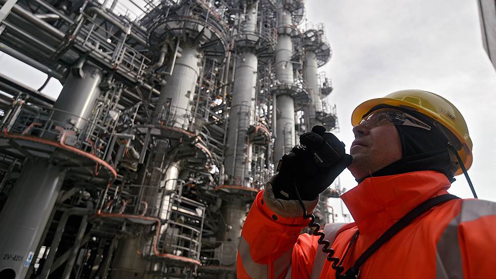Как Total помогает добывать нефть в России