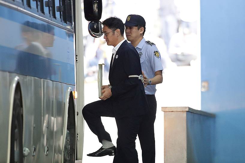 Заместитель председателя правления и фактический глава Samsung Ли Чжэ Ён