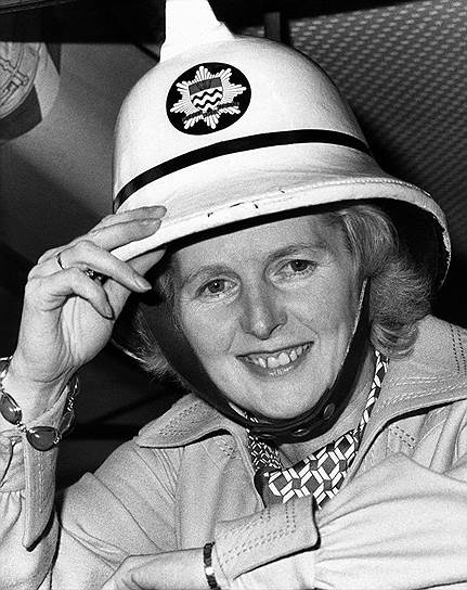 В 1979 году Маргарет Тэтчер заняла пост премьер-министра Великобритании. Получила прозвище «Железная леди» за свои жесткие и консервативные взгляды. Во время &quot;холодной войны&quot; ориентировалась на США и критиковала СССР, боролась с профсоюзами