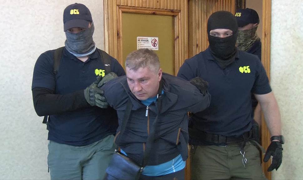Задержанный ФСБ РФ в Симферополе по обвинению в передаче спецслужбам Украины сведений, составляющих государственную тайну, Дмитрий Долгополов