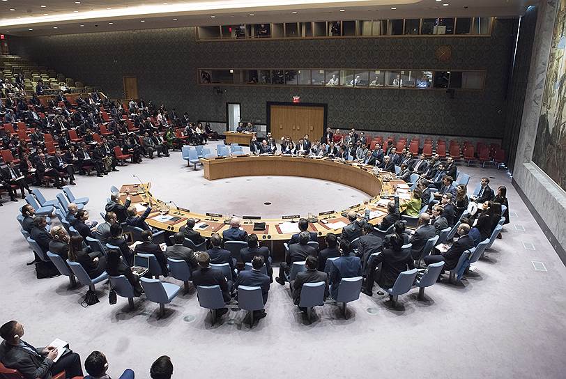 24 октября. Россия заблокировала резолюцию Совета безопасности ООН о расследовании химатак в Сирии. Документ был подготовлен США, он получил 11 голосов за. Против проголосовали Россия и Боливия