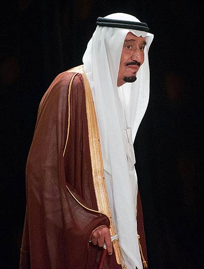 Сабах аль-Ахмед аль-Джабер ас-Сабах, 89 лет. Вступил в должность эмира Кувейта 24 января 2006 года после смерти эмира Джабера аль-Ахмеда аль-Джабера ас-Сабаха и неспособности 75-летнего наследного принца Саада аль-Абдуллы ас-Салема ас-Сабаха исполнять свои обязанности