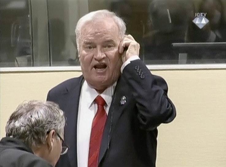 22 ноября. Гаагский трибунал приговорил бывшего командующего армией боснийских сербов Ратко Младича к пожизненному заключению