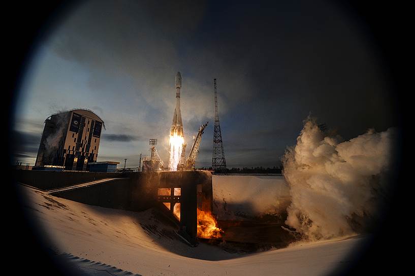 28 ноября. В России с космодрома Восточный был осуществлен пуск ракеты-носителя «Союз-2.1б», однако он оказался неудачным: на расчетную орбиту не был доставлен метеорологический аппарат «Метеор-М 2–1»
