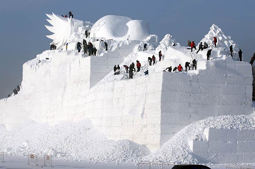 Харбин, Китай. Международный фестиваль ледяных и снежных скульптур