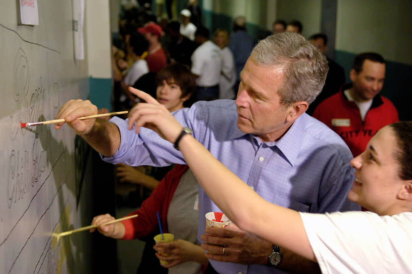 43-й президент США Джордж Буш-младший увлекся масляной живописью после того, как покинул пост президента в 2009 году