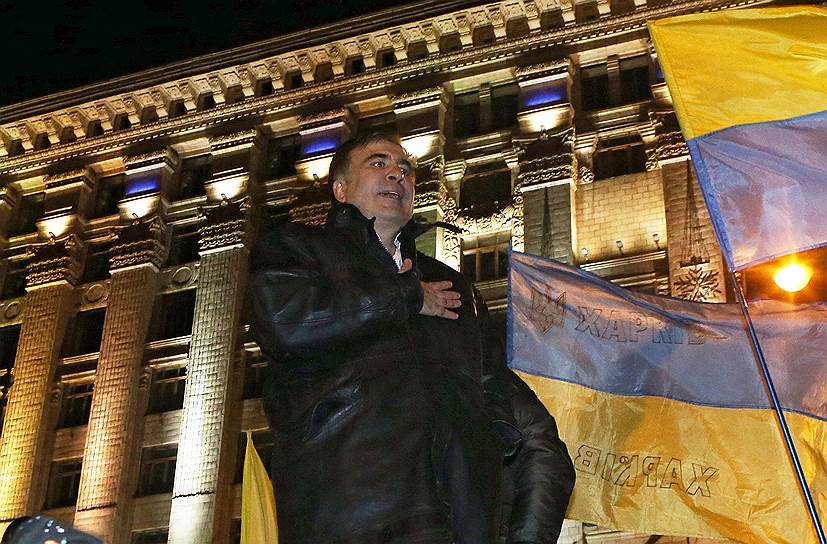 11 декабря. Киевский суд освободил Михаила Саакашвили. Ранее Генпрокуратура Украины просила отправить его под домашний арест на два месяца по делу о подготовке госпереворота в стране