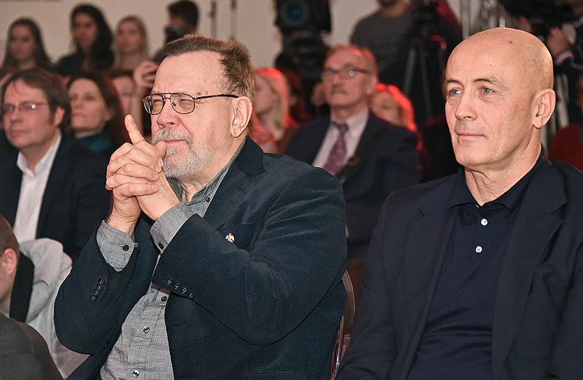 Доктор искусствоведения, критик Александр Якимович (слева) и председатель попечительского совета премии Кандинского Шалва Бреус