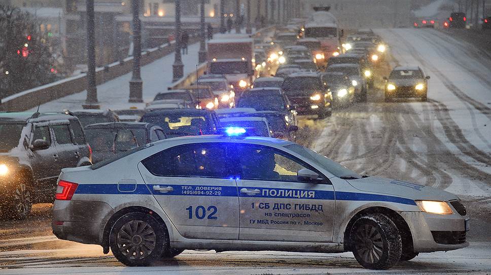 Как Москва встала из-за снегопада