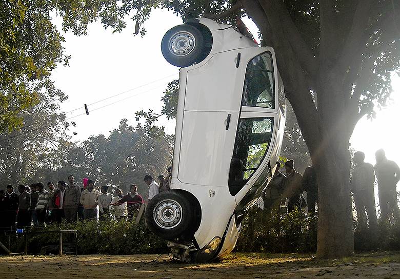 Правила дорожного движения в Индии приживаются с трудом