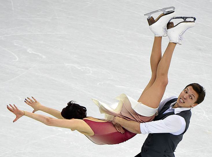 Олимпийские спортсмены из России Екатерина Боброва и Дмитрий Соловьев