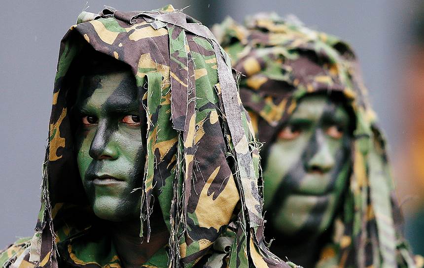 Калутара, Шри-Ланка. Военнослужащие войск специального назначения во время парада
