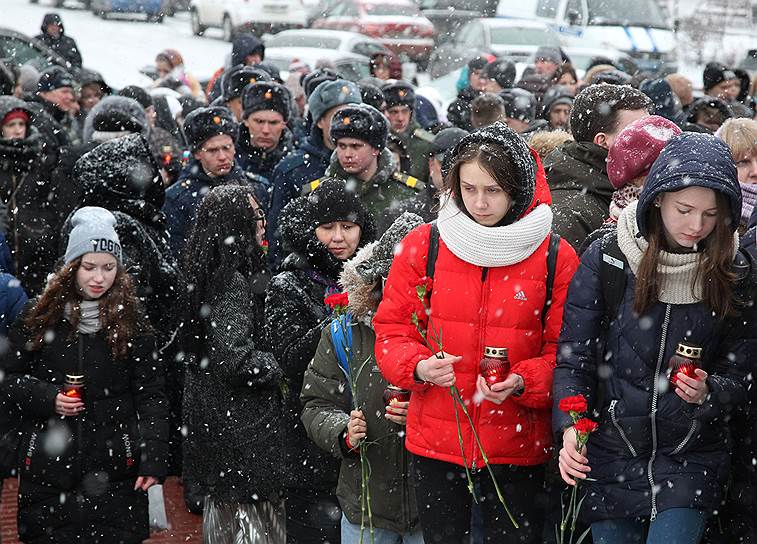 Траурный митинг в Нижнем Новгороде