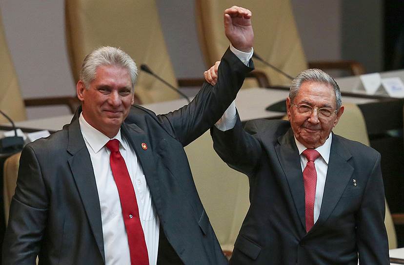 19 апреля. Председателем Госсовета Кубы — главой государства — был &lt;a href=&quot;/doc/3607626&quot;>избран&lt;/a> Мигель Диас-Канель (слева). Ранее эту должность занимал Рауль Кастро, отказавшийся от переизбрания 