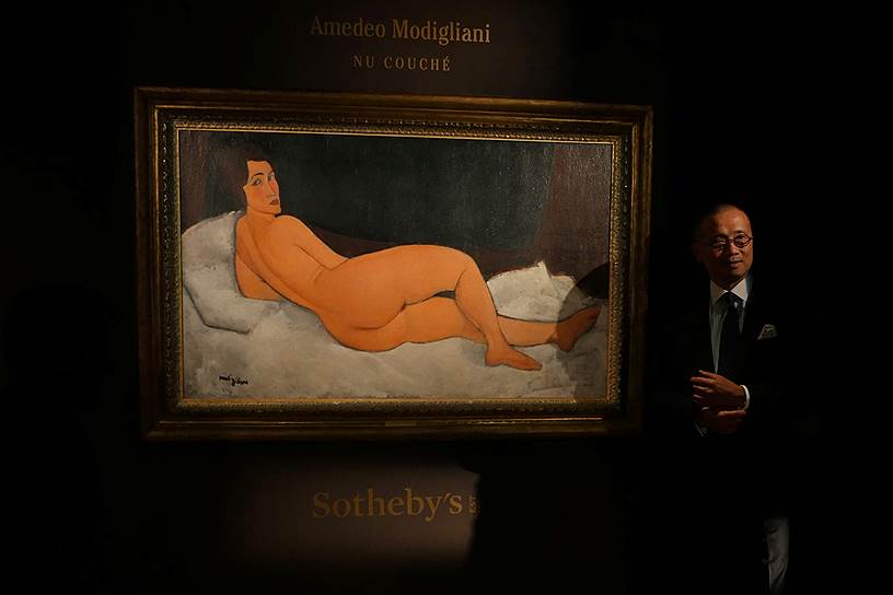 24 апреля. Картина итальянского художника Амедео Модильяни «Лежащая обнаженная (на левой стороне)» на аукционе Sotheby&#39;s &lt;a href=&quot;/doc/3613730&quot;>установила рекорд&lt;/a> стартовой цены для произведения искусства. Эксперты оценили полотно 1917 года в $150 млн