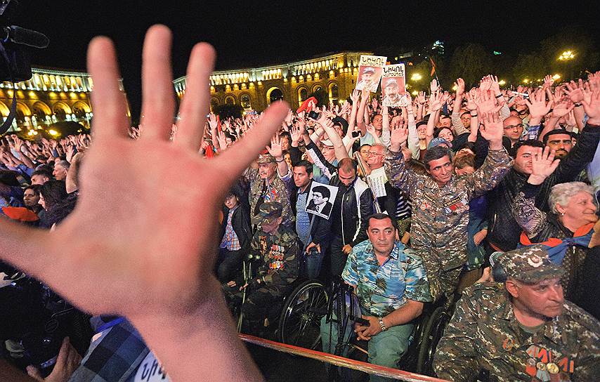 Митинг сторонников Никола Пашиняна