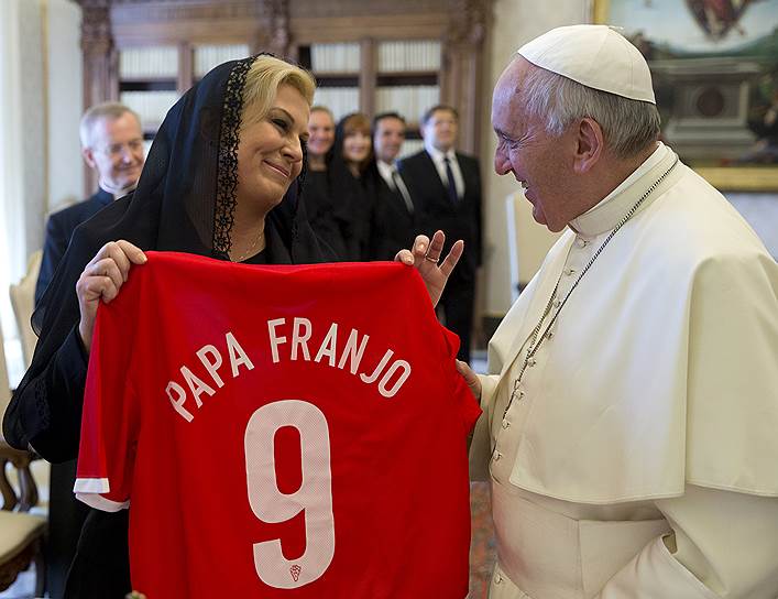 Президент Хорватии Колинда Грабар-Китарович и папа римский Франциск, 2015 год