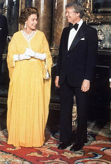 1 мая 1977 года. На встрече с президентом США Джимми Картером в Букингемском дворце