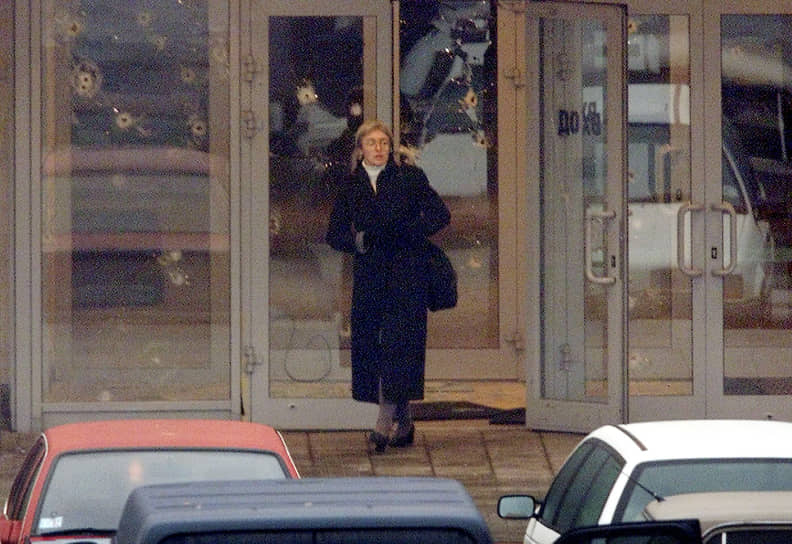 В октябре 2002 года Анна Политковская участвовала в переговорах с террористами в театральном центре на Дубровке (на фото), где шел мюзикл «Норд-Ост»