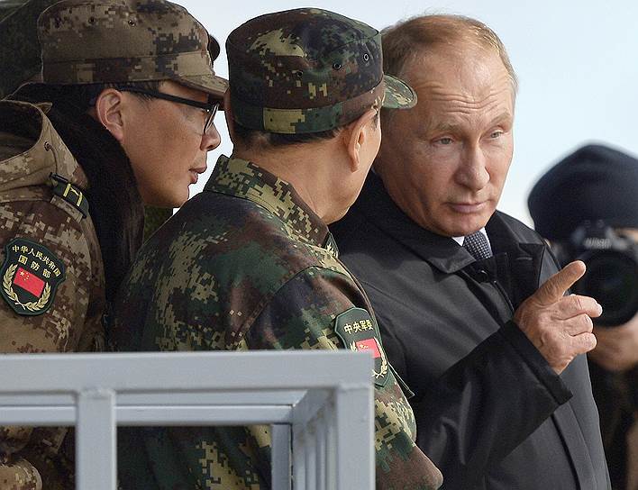 13 сентября полевой смотр войск на полигоне «Цугол» провел президент России Владимир Путин 