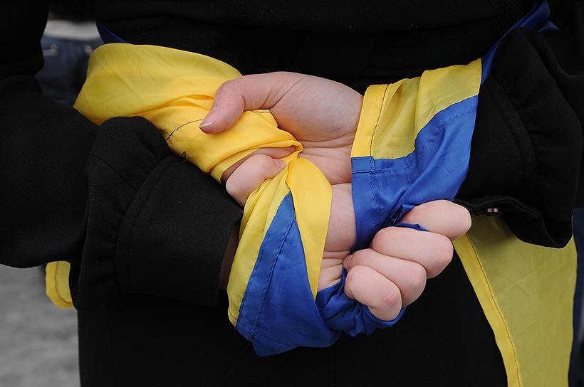 14 сентября. Апелляционный суд Англии и Уэльса частично &lt;a href=&quot;/doc/3743321&quot;>удовлетворил&lt;/a> жалобу Украины по долгу в $3 млрд перед Россией 