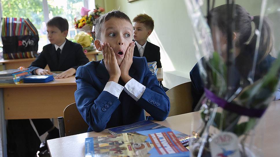 Почему в Челябинске ученикам угрожали неуспеваемостью за отказ родителей покупать рабочие тетради