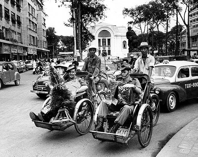 В Сайгоне 1966 года иностранцам можно было в полной мере оценить услуги велорикш