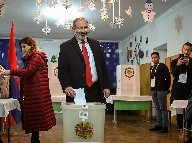 10 декабря. По итогам парламентских выборов в Армении блок и. о. премьер-министра Никола Пашиняна «Мой шаг» &lt;a href=&quot;/doc/3826141&quot;>получил&lt;/a> 70,4% голосов избирателей