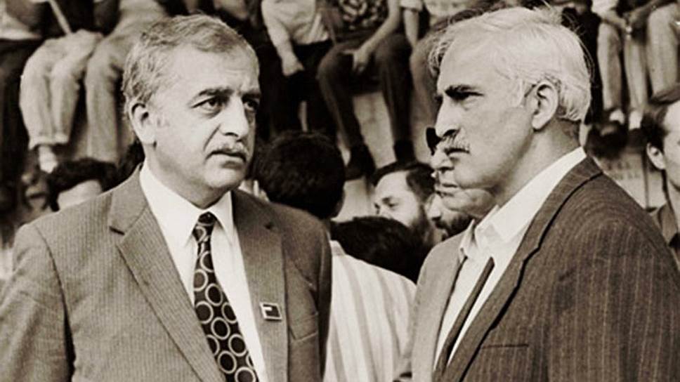 Лидеры грузинского движения за независимость в конце 80-х Звиад Гамсахурдиа (слева) и Мераб Костава, 1989 год 