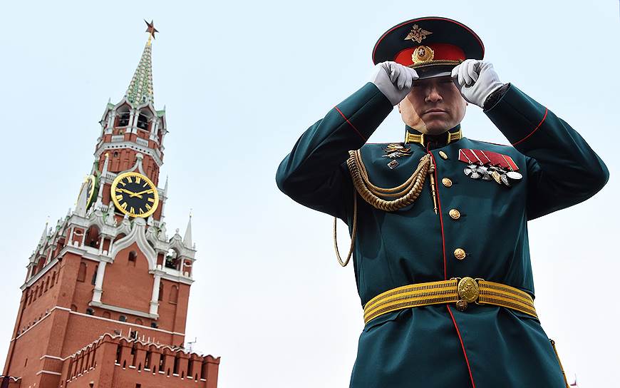 9 мая, Москва. Участник военного парада, посвященного 74-й годовщине Победы в Великой Отечественной войне 